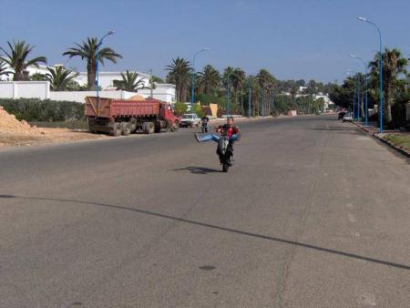 c encore lui avec son stunt